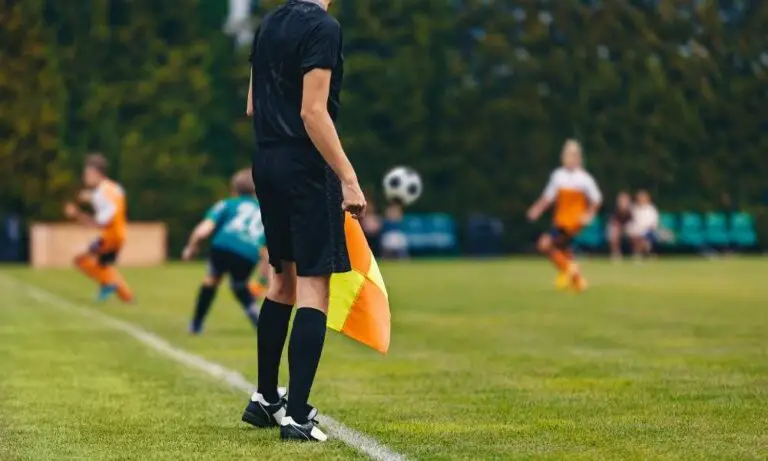 complete-guide-to-soccer-offsides-rules-and-strategies-startersoccer